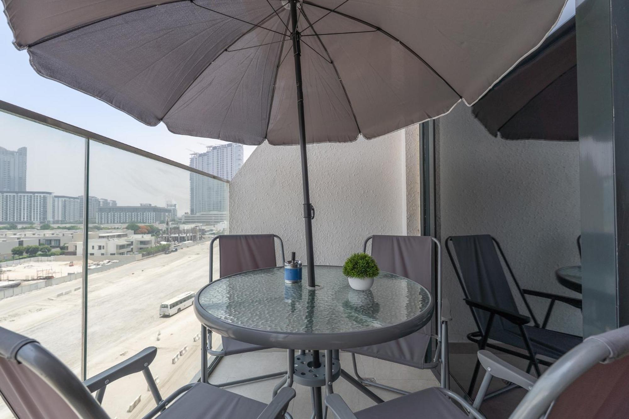 Chic And Comfortable Near Downtown And Canal Apartment *